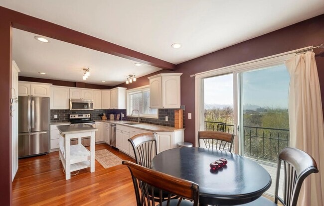 The View - The View Apartment