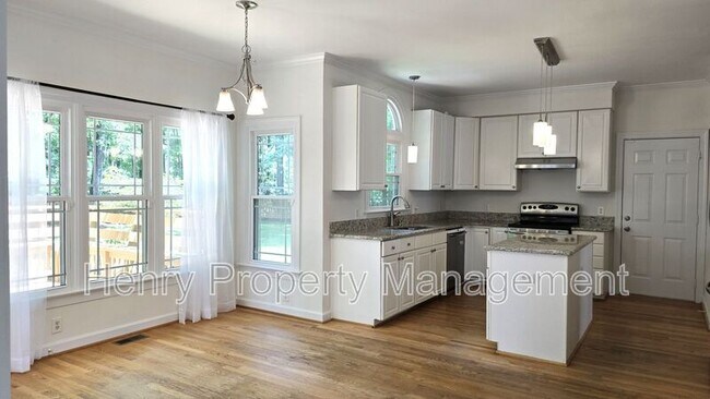 Foto del edificio - 206 W Hill Dr