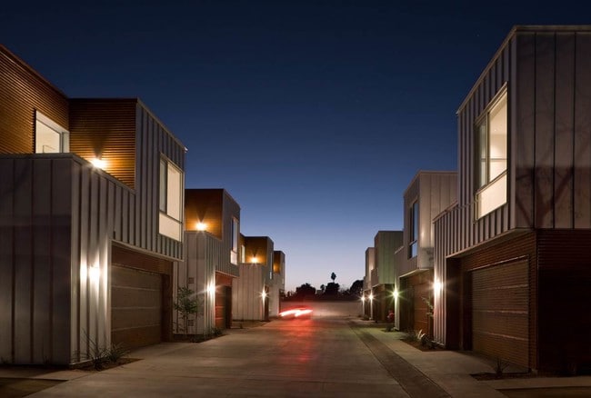 Building Photo - 5564 N 12th St