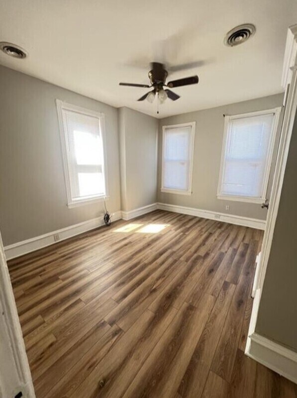 Building Photo - 26 N 54th St