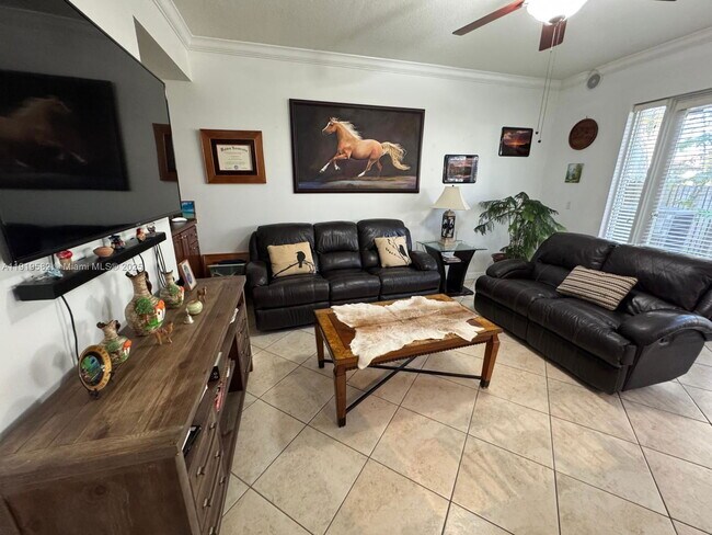 Foto del edificio - 8061 SW 119th Ct