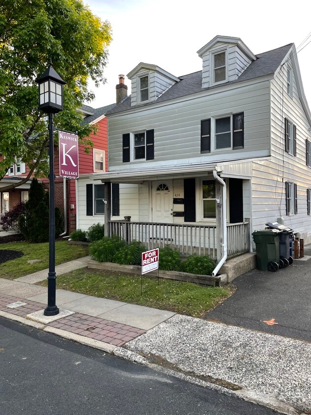 Primary Photo - 434 N Easton Rd