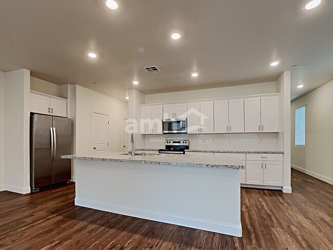 Building Photo - 330 Timber Kate Pl