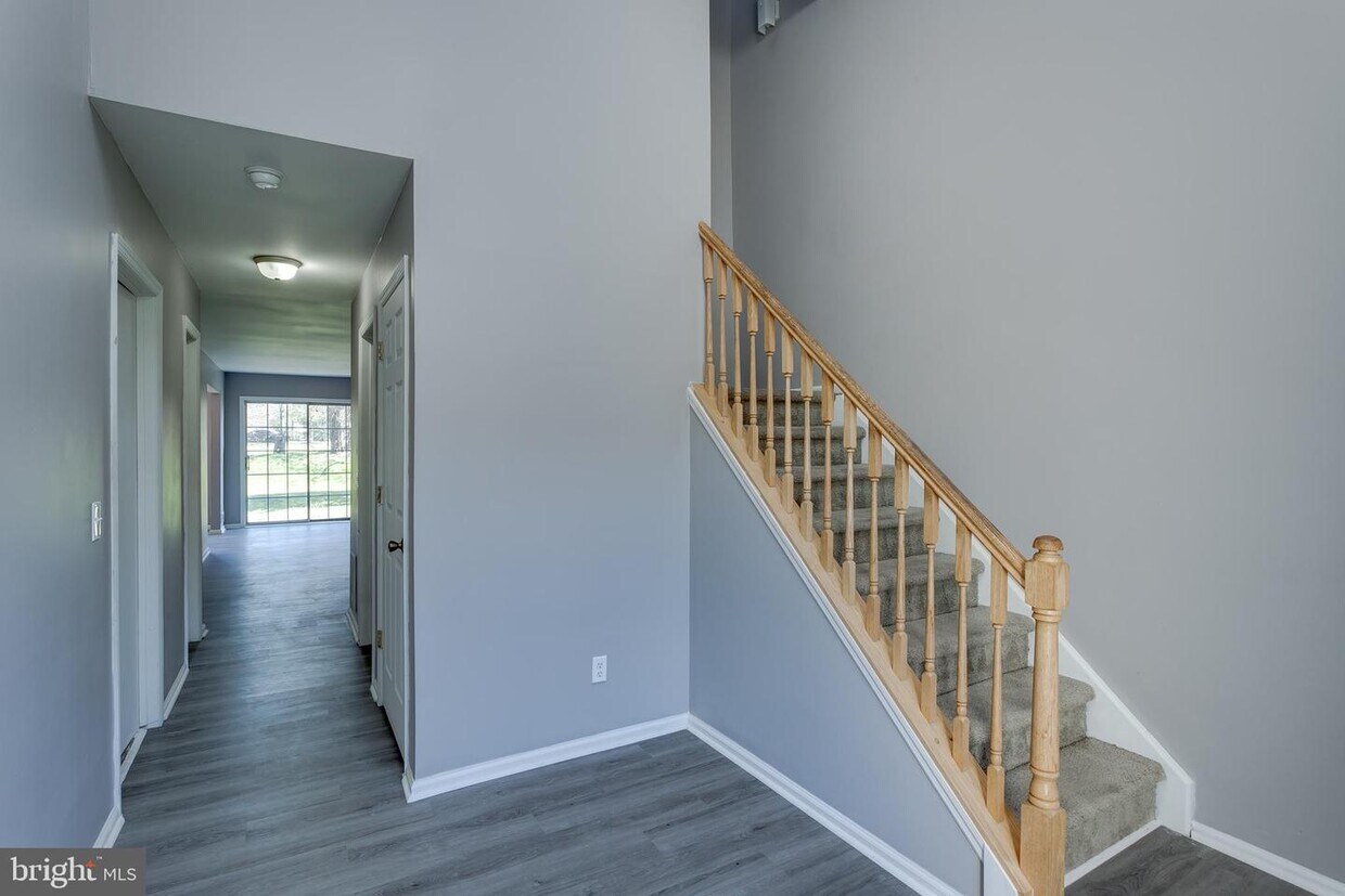 32 Caraway Ct, Lumberton, NJ 08048 Townhouse for Rent in Lumberton