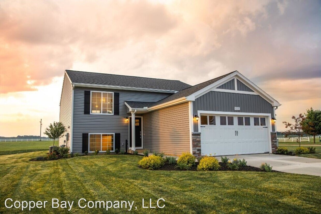 Foto principal - 4 br, 2 bath House - 4444 Soya Avenue