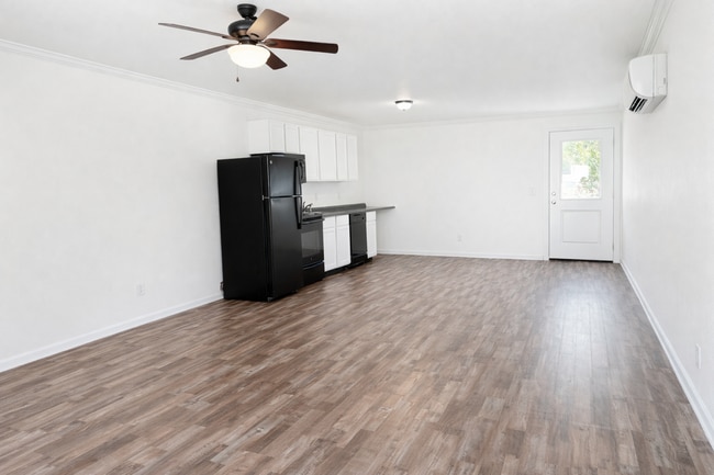 Photo - 53 Laney Ln Apartment