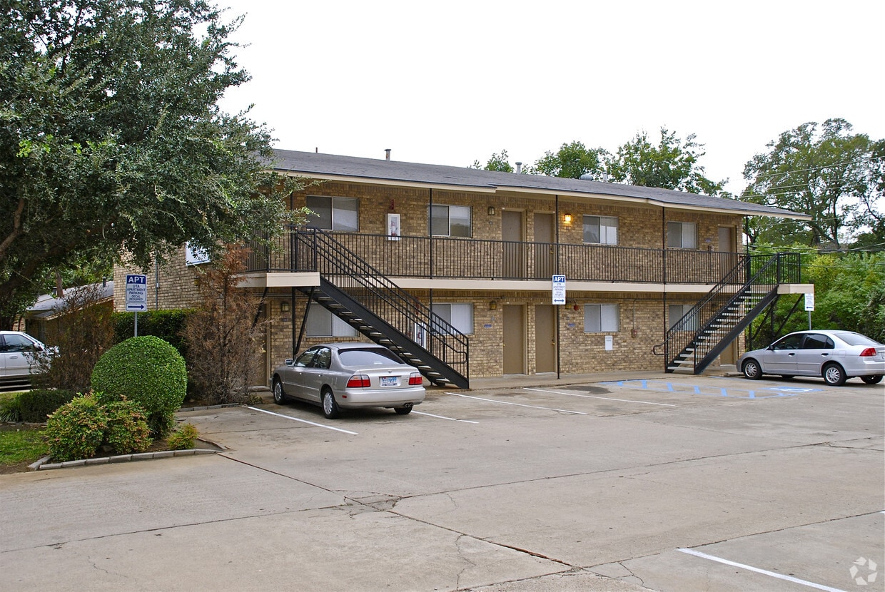 Building Photo - Cottonwood Ridge North