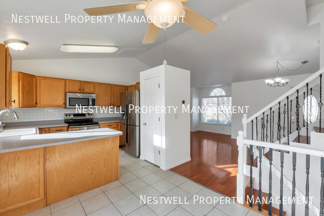 Foto del edificio - 1608 N 2640 W