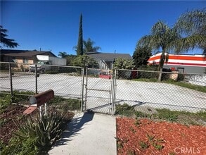 Building Photo - 119 S Collwood Ave