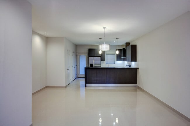 Foto del edificio - 211 S 48th Ln