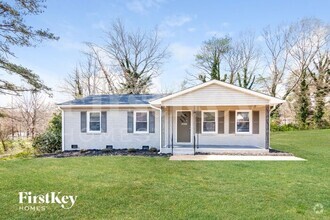 Building Photo - 3625 Somerset Dr
