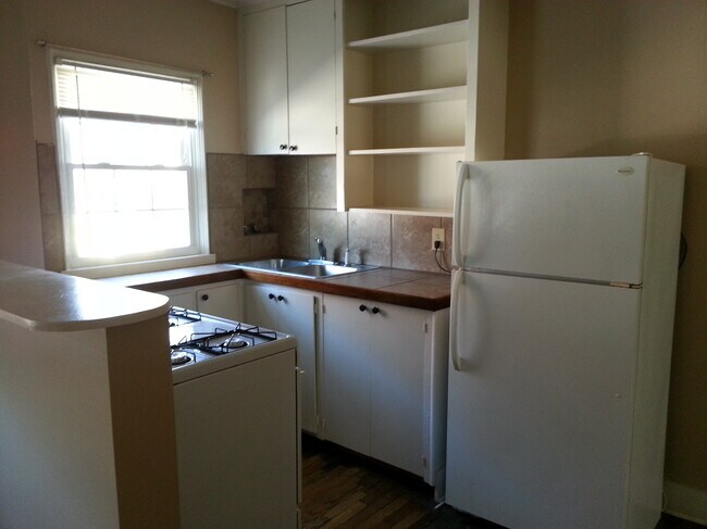 Foto del edificio - 105 E 21st St