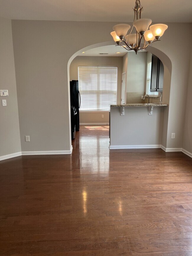 Foto del edificio - 10114 Lynnberry Pl