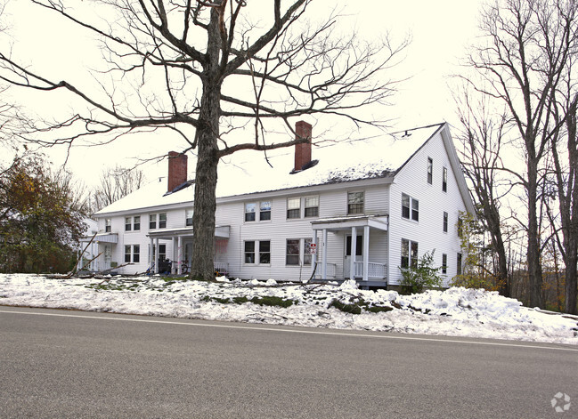 Primary Photo - Madbury Apartments