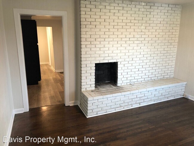 Building Photo - 3 br, 1 bath House - 1023 Summitt Ave