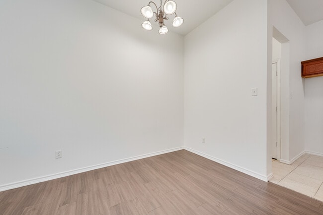 Building Photo - 358 Armstrong Ln
