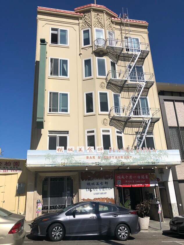 Front of building - 730 Washington St