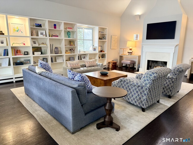 Building Photo - 15 Harrison St