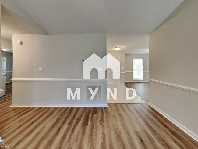 Foto del edificio - 3 br, 2 bath House - 50 Richmond Dr