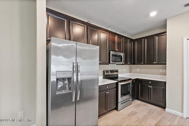 Foto del edificio - 262 Boracay Cir