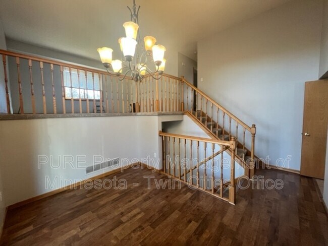 Foto del edificio - 1840 Catalina Dr