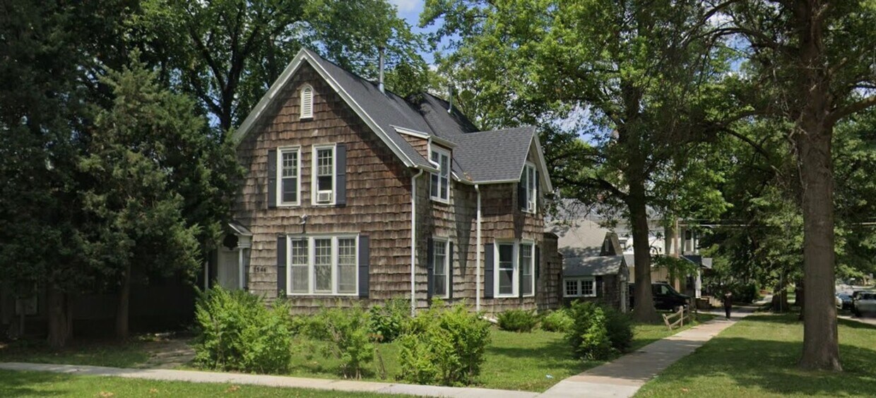 Foto principal - 1544 D St