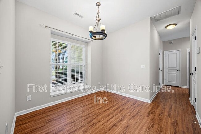 Foto del edificio - 2330 Mirage Pl