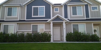 Building Photo - 478 W 100 S