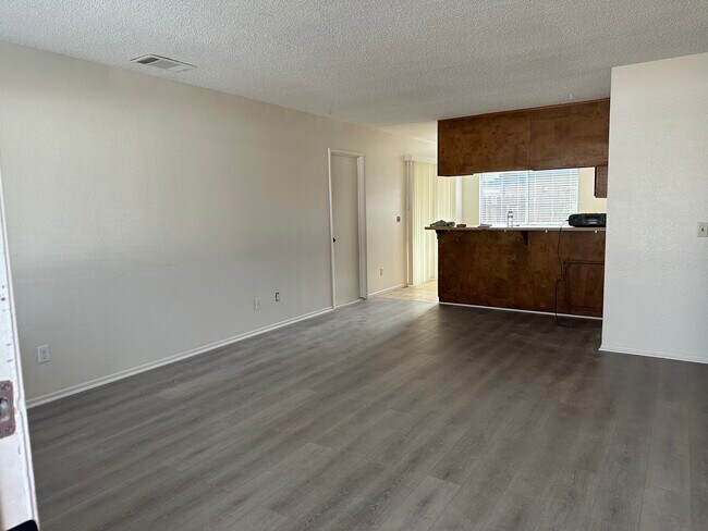 Kitchen from Entry - 13639 Yakima Rd