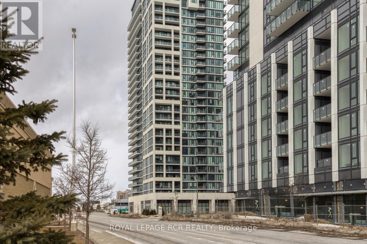Primary Photo - 9000-9000 Jane St