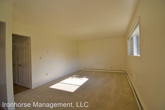 Building Photo - 419 N 16th Ave