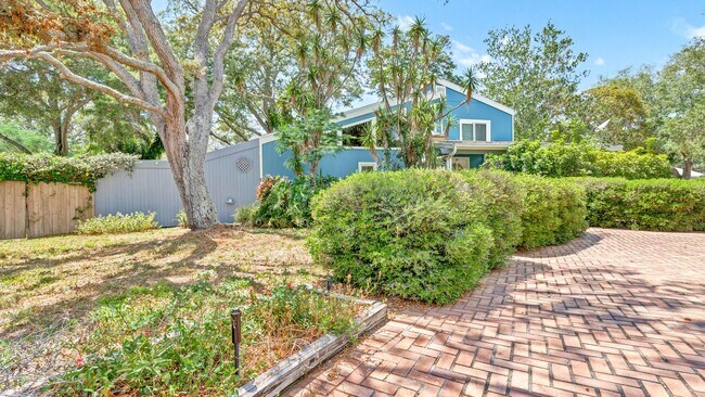 Foto del edificio - Available Now 3br/2ba home in Seminole!
