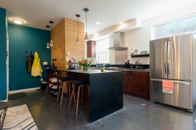 Foto del edificio - 208 18th Ave E