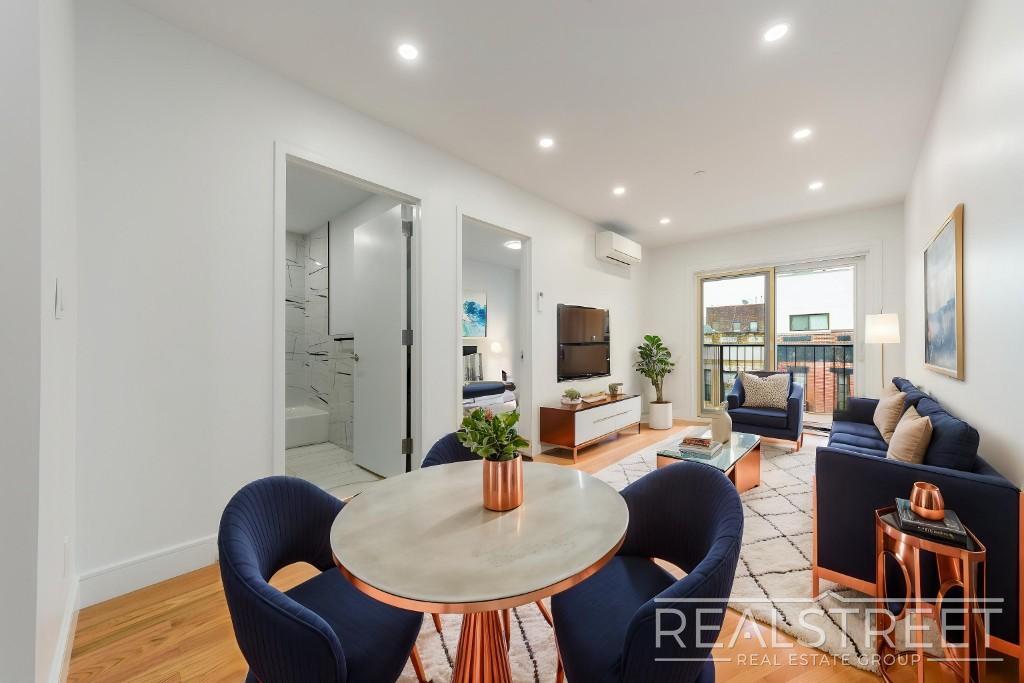 Primary Photo - New 1 Bedroom with Private Balcony, In-Uni...