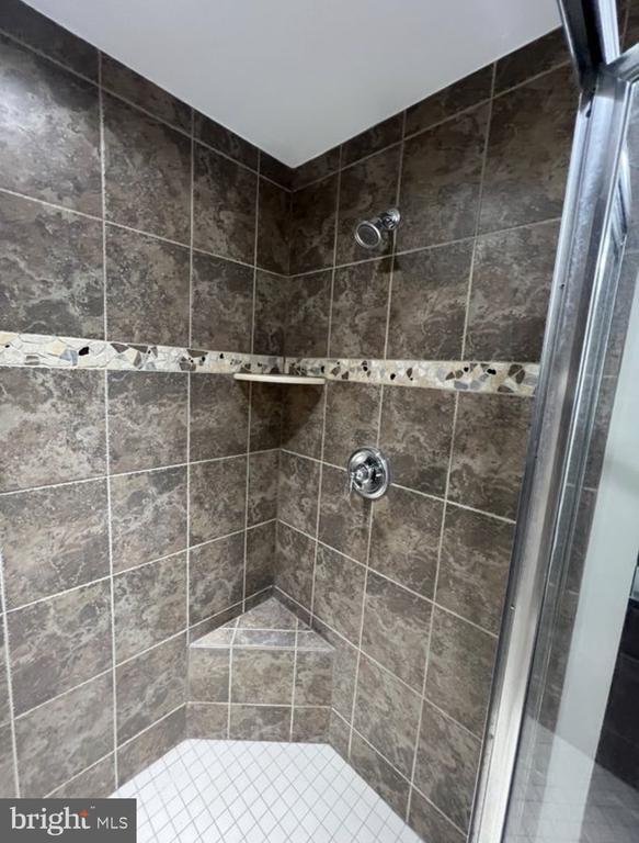 Foto del edificio - 1302 Cheswick Ln