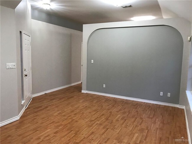 Building Photo - 1013 N 47th St