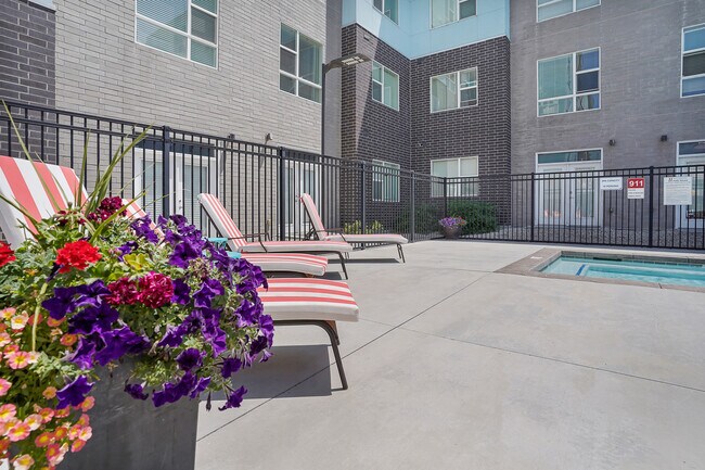 Building Photo - West Station Apartments