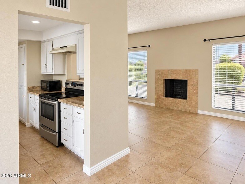 Photo - 4813 N 73rd Street Unit 34