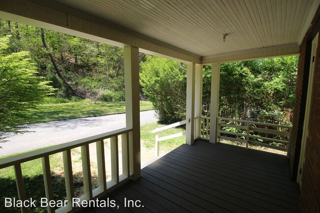 Building Photo - 2 br, 1 bath House - 209 Dennis Street