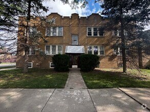 Building Photo - 3305 N Menard Ave