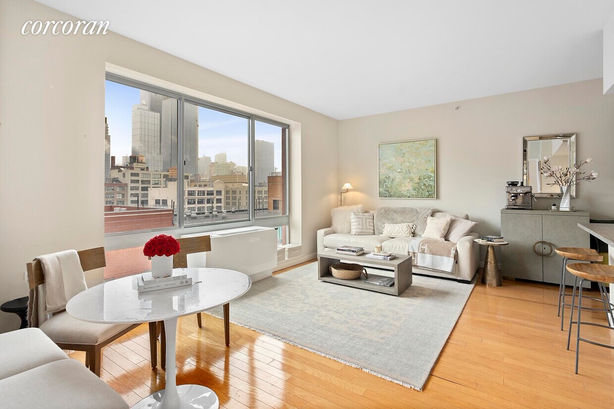 Foto principal - 309 W 23rd St