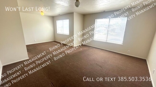 Building Photo - 2 Bedroom/2 Bathroom Apartment in Kearns