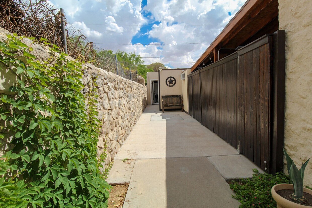 Foto principal - 900 Winter Dr