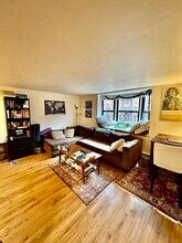 Building Photo - 117 W Concord St