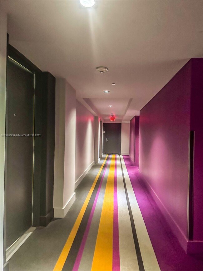 Foto del edificio - 500 Brickell Ave
