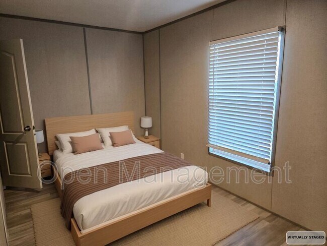 Foto del edificio - 418 B St