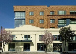Building Photo - 88 Townsend St