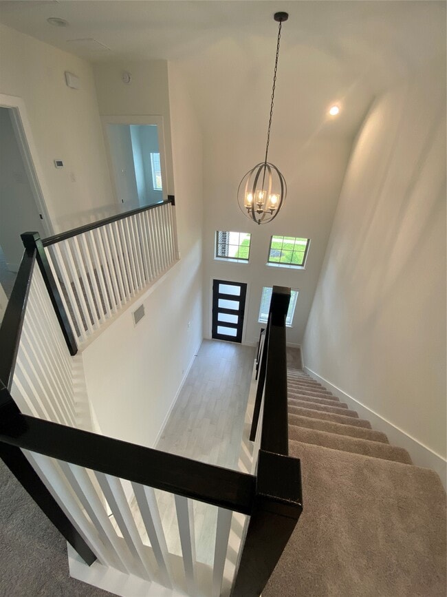 Building Photo - 31323 Balsam Hawk Ln