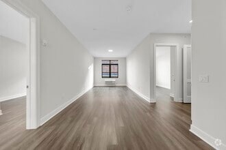 Building Photo - 121 34th St