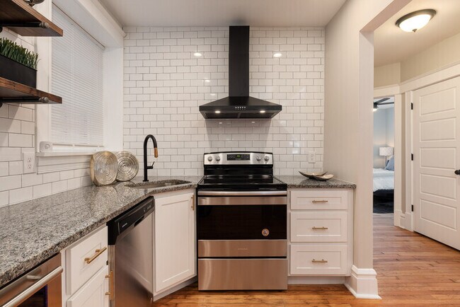 Foto del edificio - 4327 Lafayette Ave